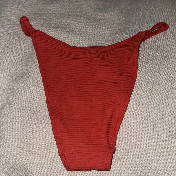 Pacsun red bikini bottoms - Picture 4 of 4